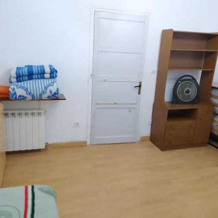Apartamento Amplio Piso En Centro Con Balcon Cuenca  Exterior foto