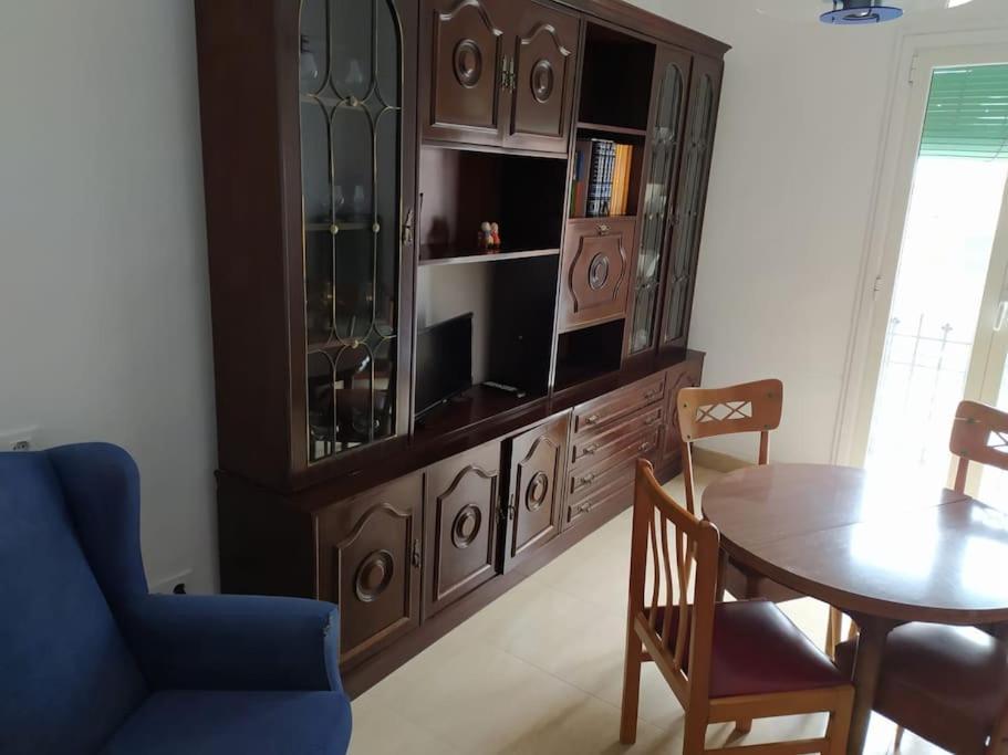 Apartamento Amplio Piso En Centro Con Balcon Cuenca  Exterior foto